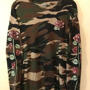 Hollister long sleeve camo patterned rose T-Shirt